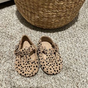 EUC Piper Finn- leopard print 
Size 1